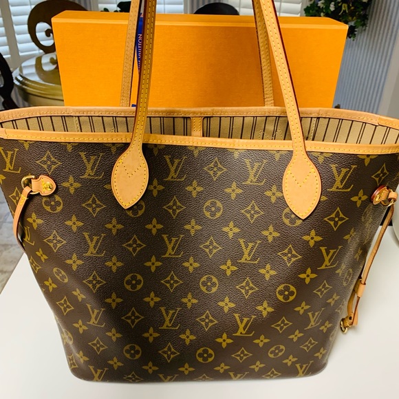 👜 Authentic Louis Vuitton Neverfull bag! 👜 - Picture 2 of 8